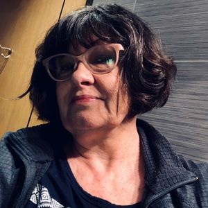 Meet your Posher, Staci